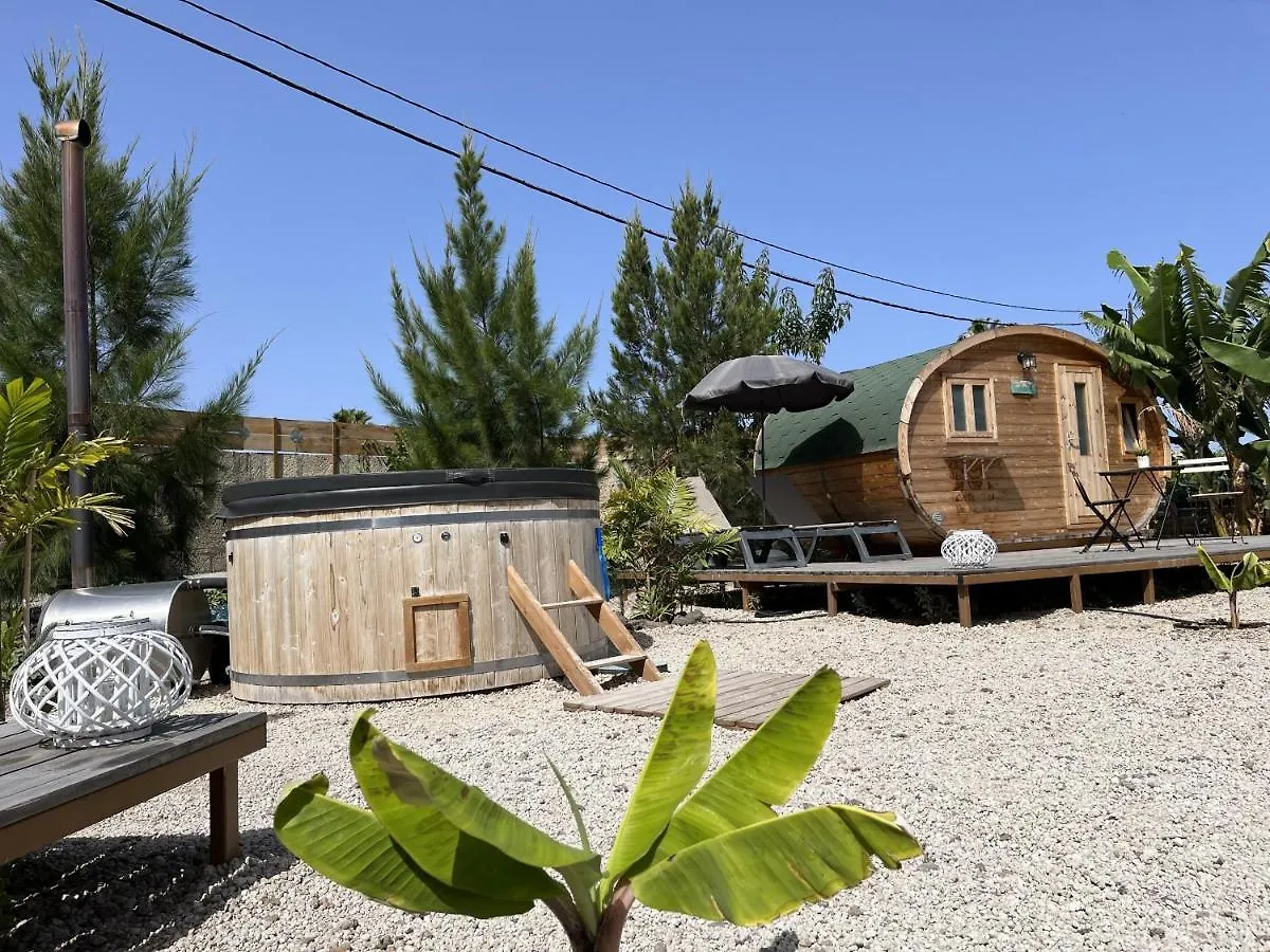 Lykke Suite Spa Sauna Piscina Y Jardin Buzanada 0*,