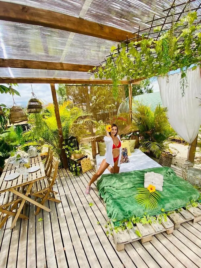 Lykke Suite Spa Sauna Piscina Y Jardin Buzanada 0*,