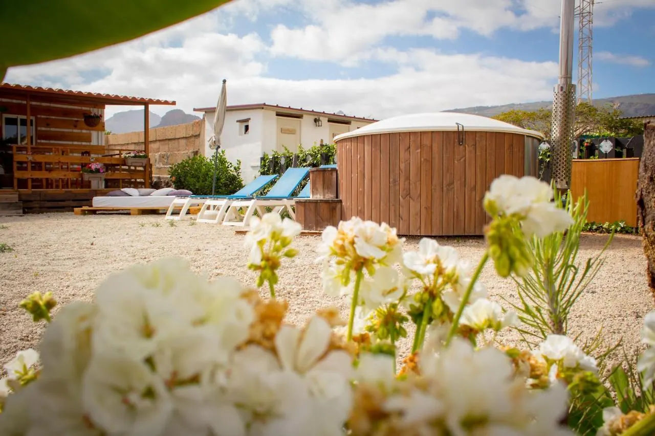 Lykke Suite Spa Sauna Piscina Y Jardin Buzanada İspanya