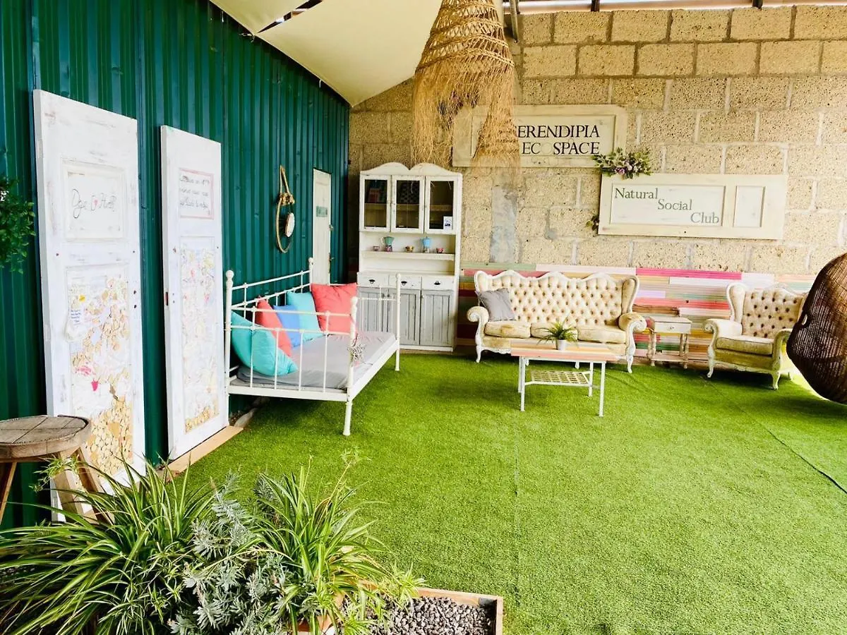 Lykke Suite Spa Sauna Piscina Y Jardin Buzanada Daire